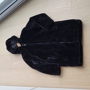 Zara faux fur coat, LIKE NEW!